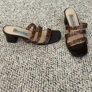 Madeline Stuart Baron Brown Leopard Print 3 Strap Sandals. Size 8